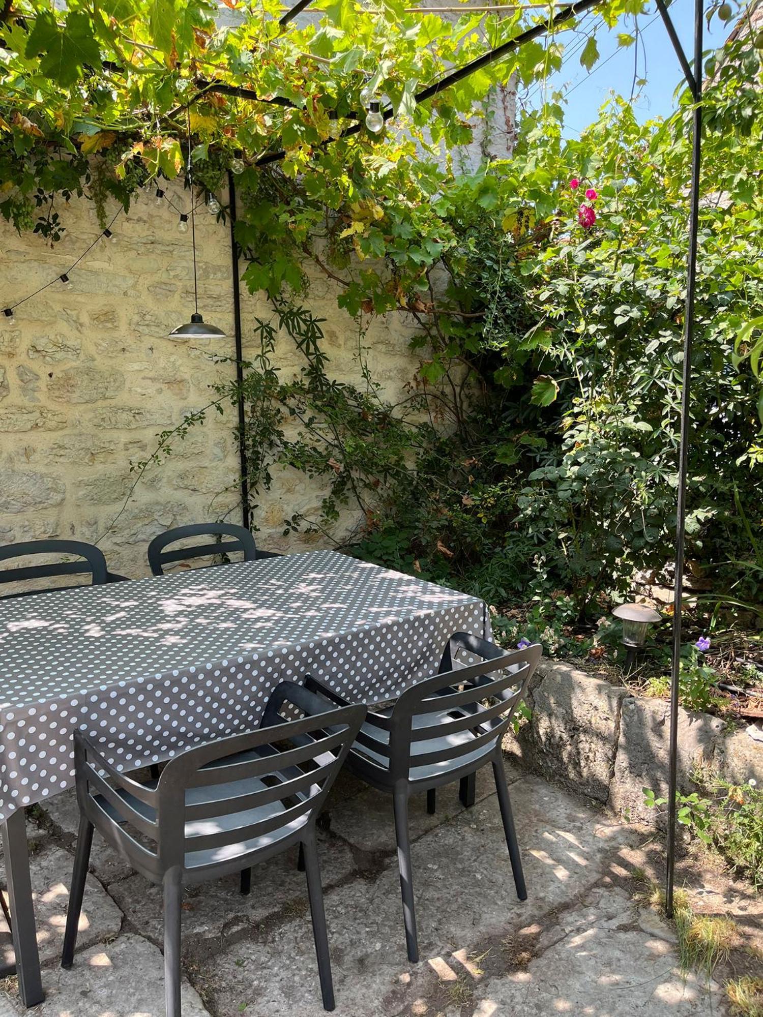 Charmante Maison De Village Senaillac-Lauzes Exterior photo